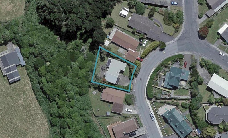 6 Tortola Crescent, Grenada Village, Wellington - Carousel 1