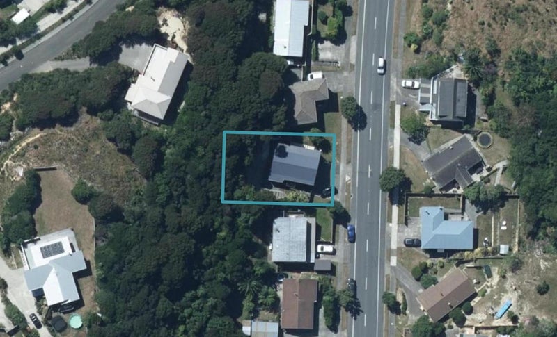 47 Omapere Street, Whitby, Porirua - Carousel 1