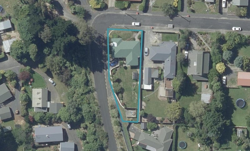 34 Edward Street, Abbotsford, Dunedin - Carousel 1