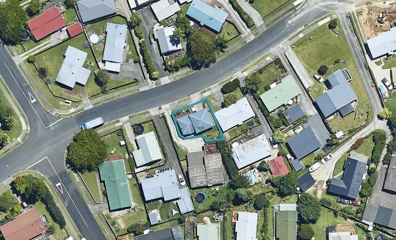 50A Jonathon Street, Brookfield, Tauranga - Carousel 1