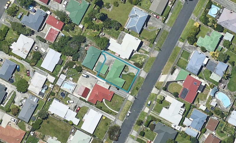 16A Manson Street, Gate Pa, Tauranga - Carousel 1