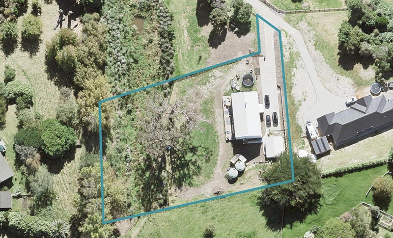 23 Hobbs Road, Matakatia, Whangaparaoa - Carousel 1
