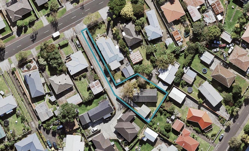 1/132 Avondale Road, Avondale, Auckland - Carousel 1