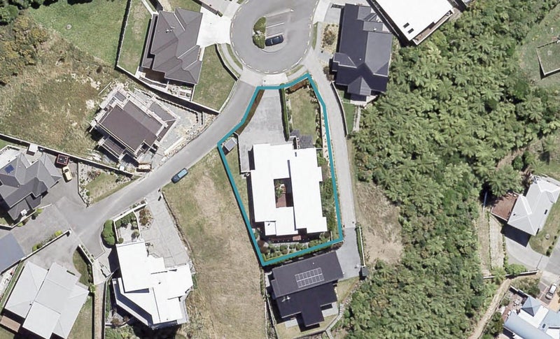 43 Meadowbank Drive, Belmont, Lower Hutt - Carousel 1