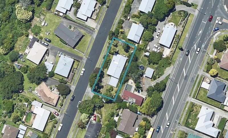 9 Burns Street, Gate Pa, Tauranga - Carousel 1