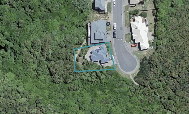 46 Landsdowne Terrace, Karori, Wellington - Carousel 1