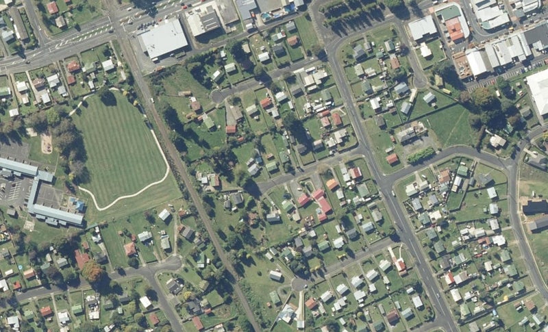 8 Balerno Place, Tokoroa, Tokoroa - Carousel 1