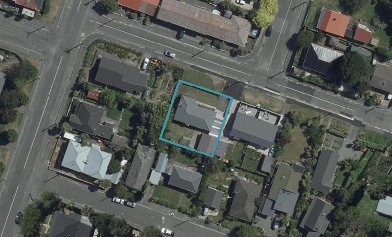 6 Hassals Lane, Waltham, Christchurch - Carousel 1