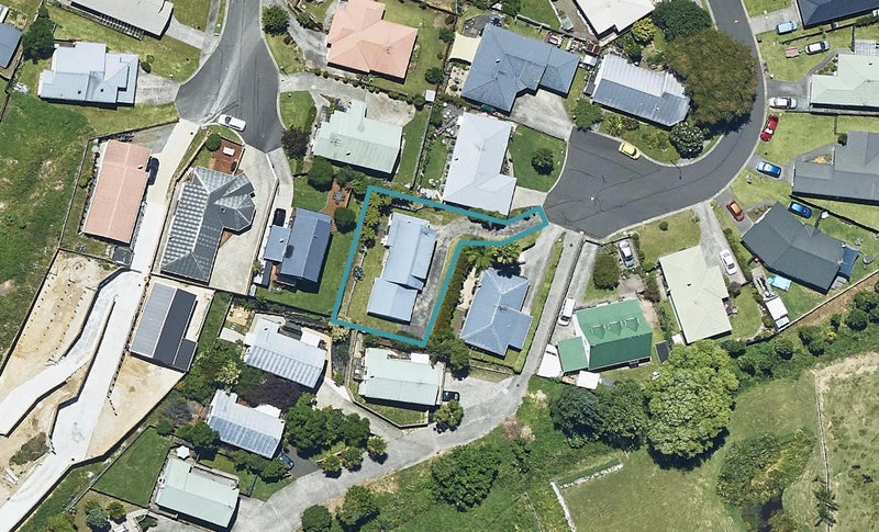 30 Sunvale Place, Gate Pa, Tauranga - Carousel 1
