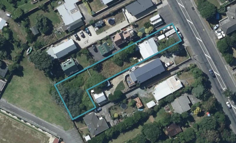 46 Main Road, Titahi Bay, Porirua - Carousel 1