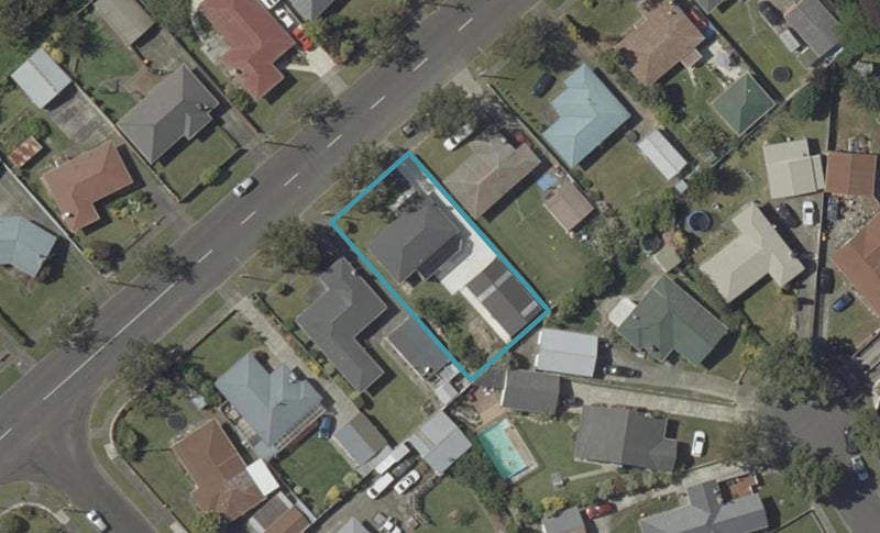 16 Benmore Avenue, Cloverlea, Palmerston North - Carousel 1