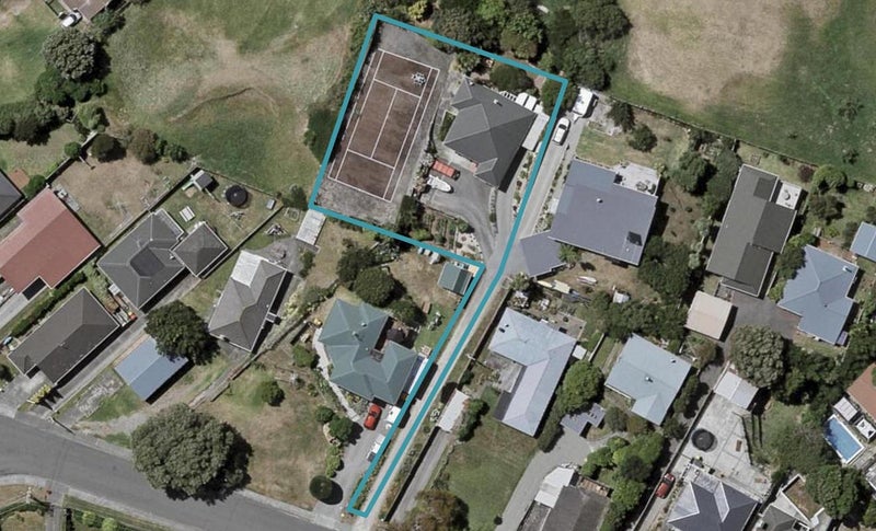35 Eatwell Avenue, Paraparaumu Beach, Paraparaumu - Carousel 1