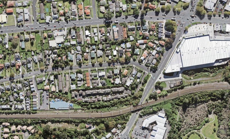10 Arawa Street, New Lynn, Auckland - Carousel 1