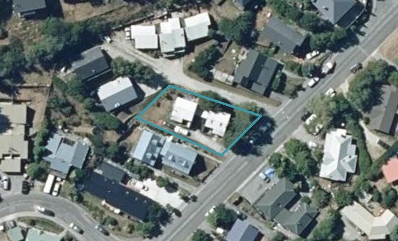 23A Watts Road, Fernhill, Queenstown - Carousel 1