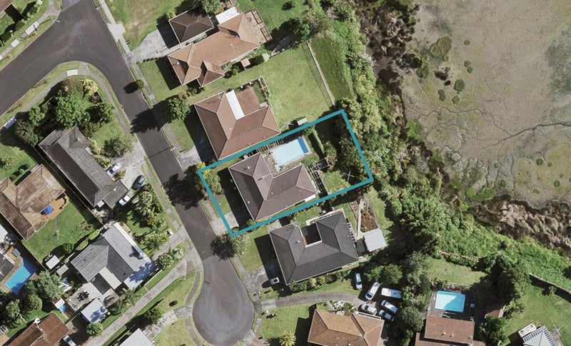 11 The Spinney, Pahurehure, Papakura - Carousel 1