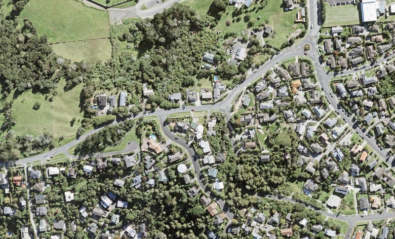 196 Glenvar Road, Torbay, Auckland - Carousel 1