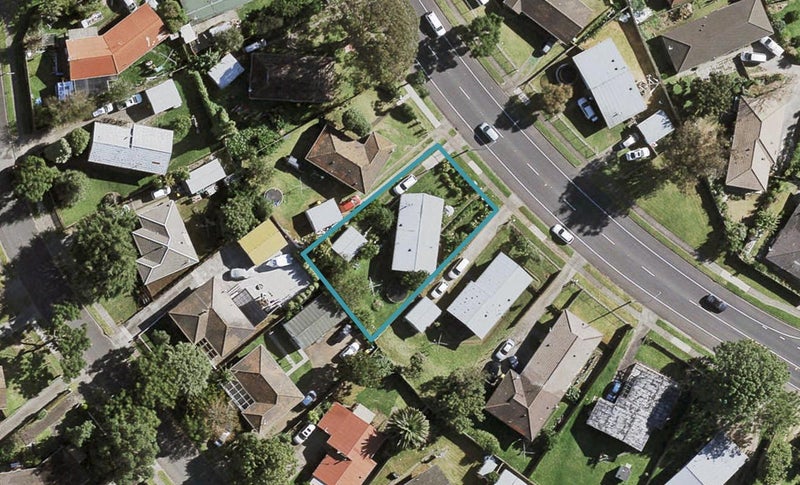 300 Mahia Road, Weymouth, Auckland - Carousel 1