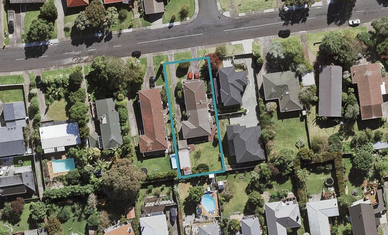 1/30 Eban Avenue, Hillcrest, Auckland - Carousel 1