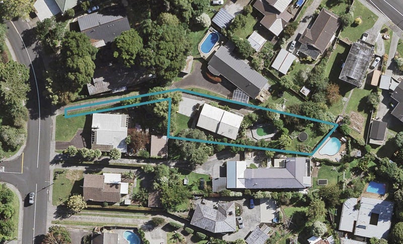 52 David Avenue, Hillpark, Auckland - Carousel 1