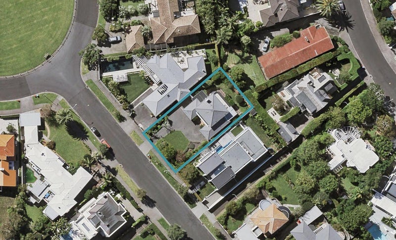 4 Coates Avenue, Orakei, Auckland - Carousel 1