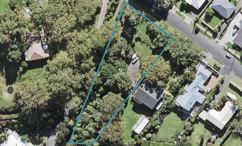 16 Rame Road, Greenhithe, Auckland - Carousel 1