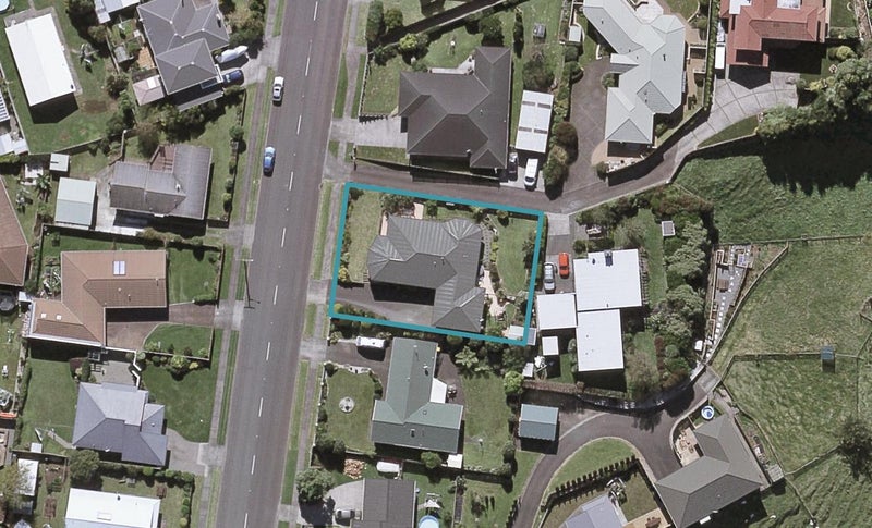 51 Barrett Road, Whalers Gate, New Plymouth - Carousel 1