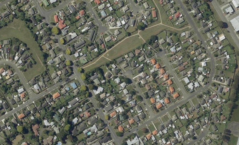 18 Mersey Terrace, Roslyn, Palmerston North - Carousel 1