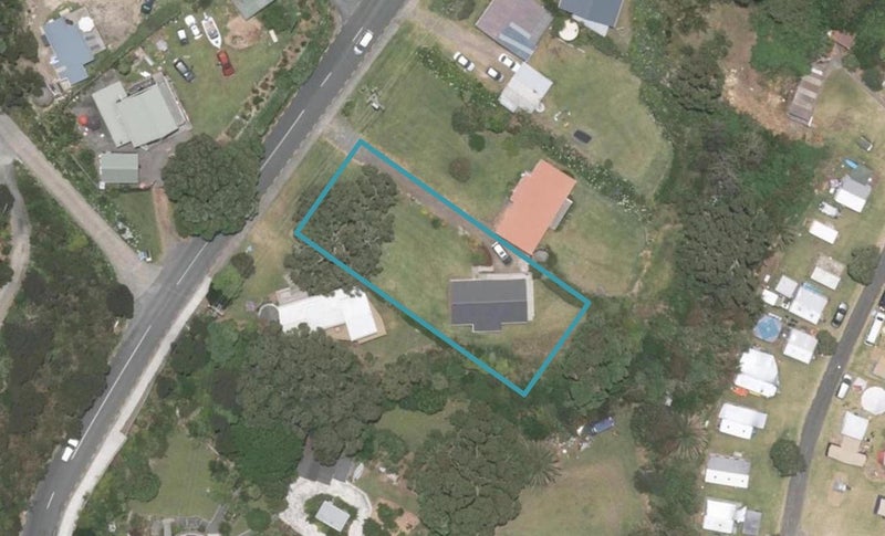 28 Wintle Street, Mangawhai Heads, Mangawhai - Carousel 1