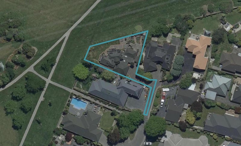 11 Arundel Gate, Avonhead, Christchurch - Carousel 1