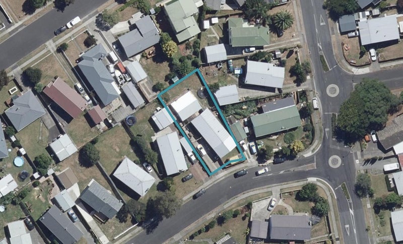 4 Susan Place, Deanwell, Hamilton - Carousel 1