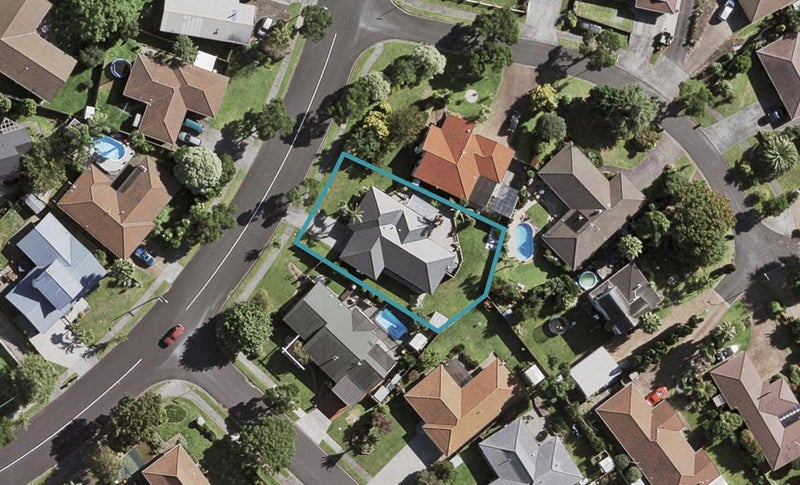 171 Walter Strevens Drive, Conifer Grove, Takanini - Carousel 1