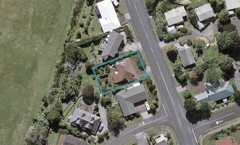 58 Fernleigh Street, Ferndale, New Plymouth - Carousel 1