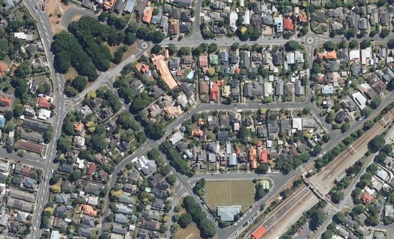 6 Maire Street, Woburn, Lower Hutt - Carousel 1