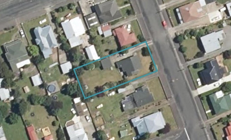12 York Street, Dannevirke - Carousel 1