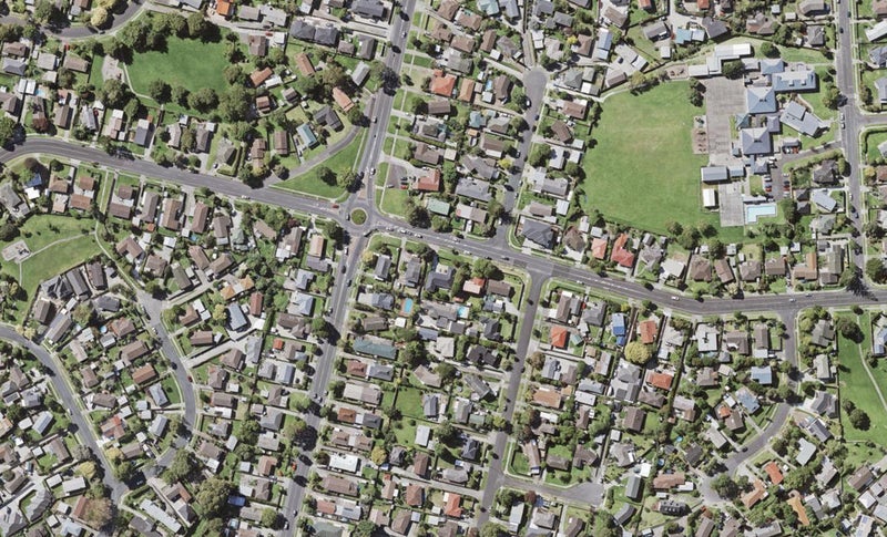121B Gills Road, Bucklands Beach, Auckland - Carousel 1