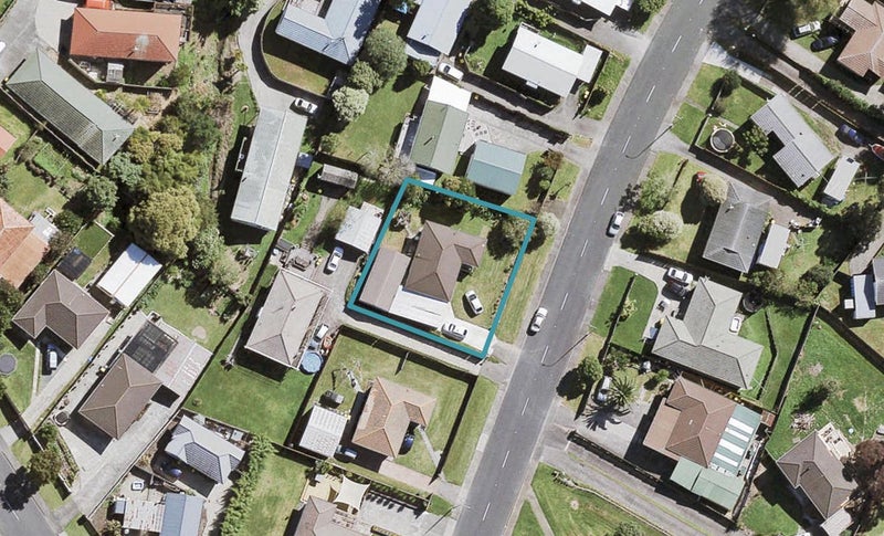 67 Hindmarsh Street, Henderson, Auckland - Carousel 1