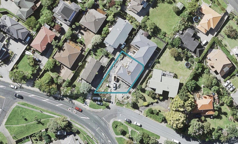 455B Beach Road, Murrays Bay, Auckland - Carousel 1