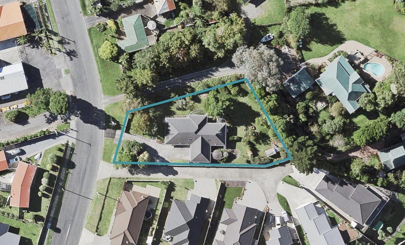 31 Bell Road, Beachlands, Auckland - Carousel 1