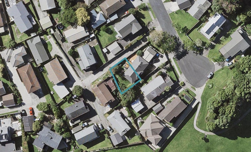 17C Coubray Place, Botany Downs, Auckland - Carousel 1