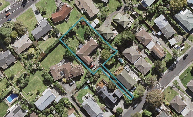 1/63 Alton Avenue, Hillcrest, Auckland - Carousel 1