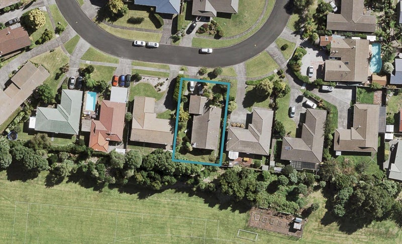 21 Frank Evans Place, Henderson, Auckland - Carousel 1