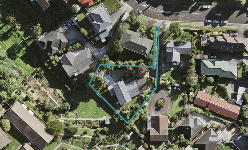 8 Glenveagh Drive, Mount Roskill, Auckland - Carousel 1