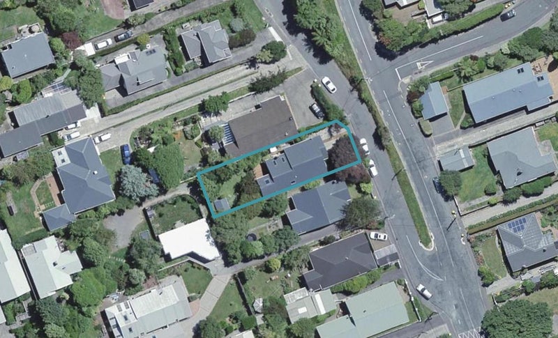 49 Parkvale Road, Karori, Wellington - Carousel 1
