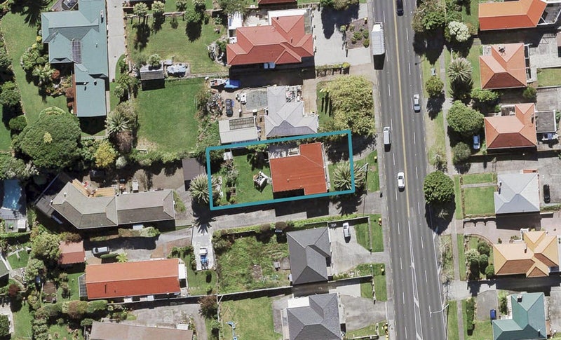 4222 Great North Road, Glendene, Auckland - Carousel 1