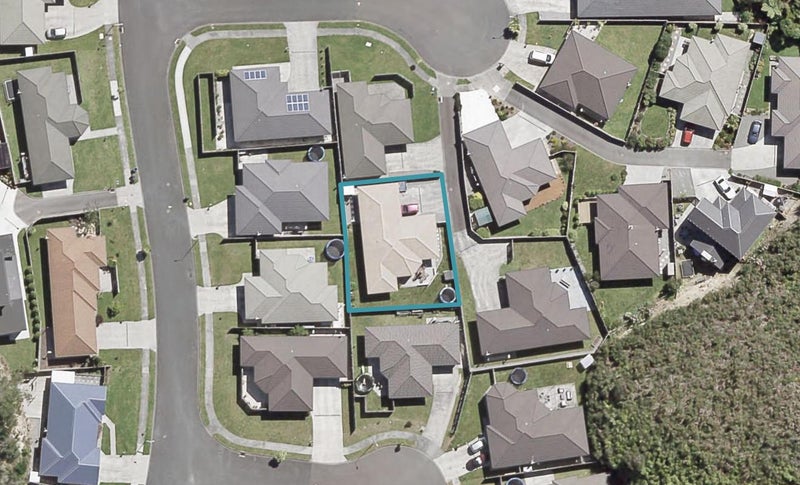 6 Beaufort Close, Kingsley Heights, Upper Hutt - Carousel 1