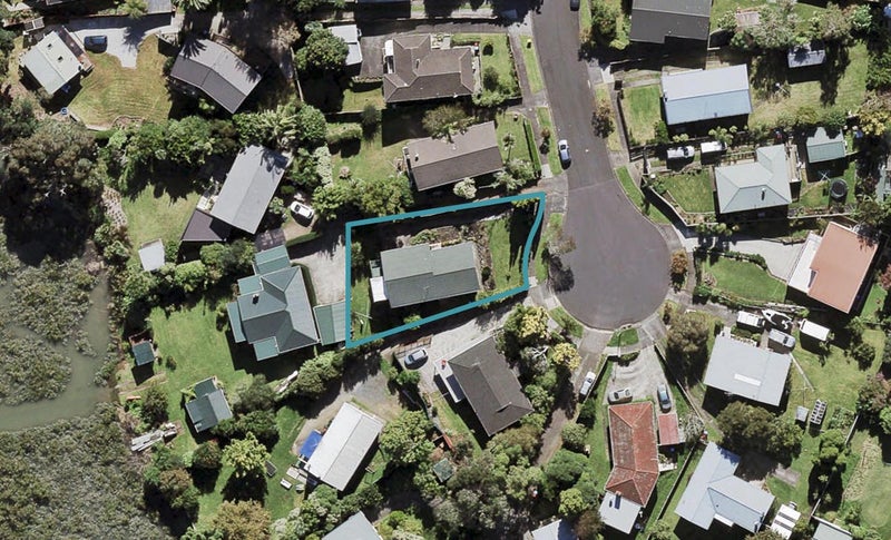 39 Calvin Place, Avondale, Auckland - Carousel 1