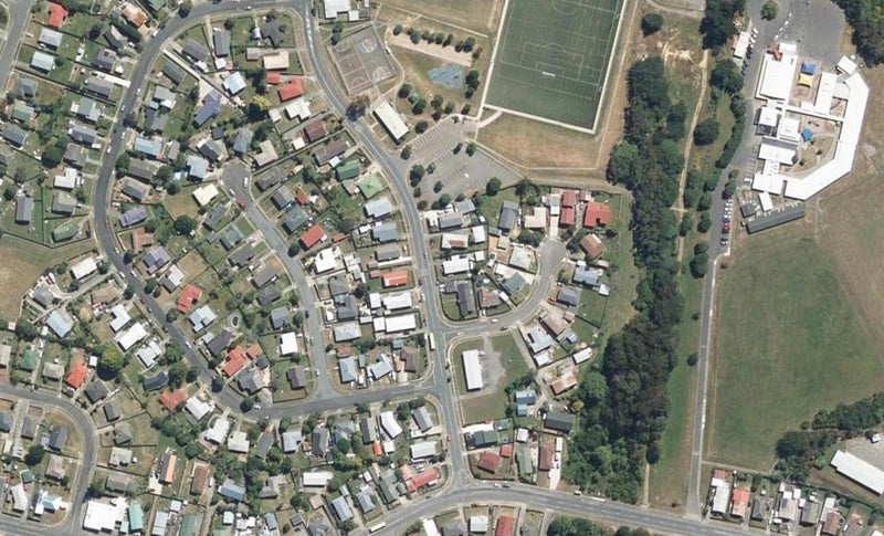 14 Conclusion Street, Ascot Park, Porirua - Carousel 1