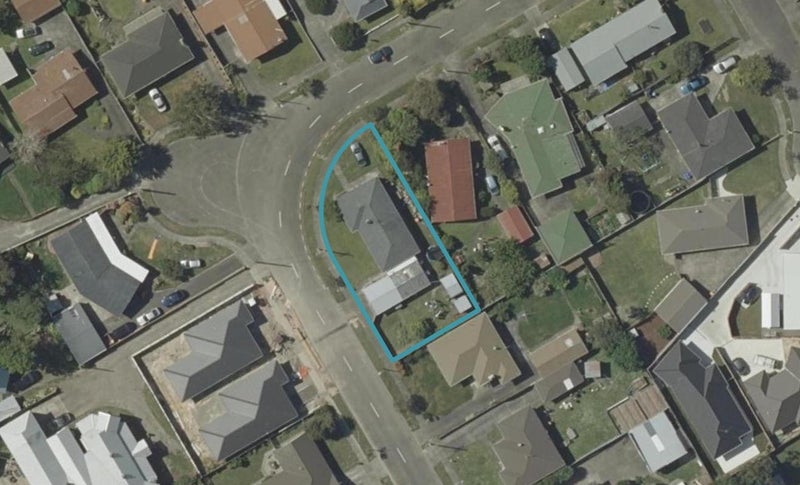 10 Sutherland Crescent, Westbrook, Palmerston North - Carousel 1