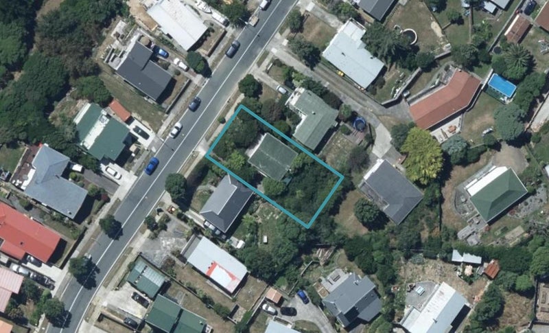 125 Conclusion Street, Ascot Park, Porirua - Carousel 1