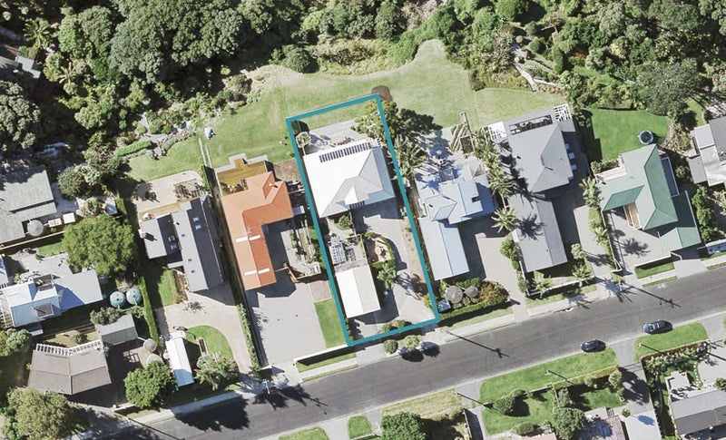 36 First View Avenue, Beachlands, Auckland - Carousel 1